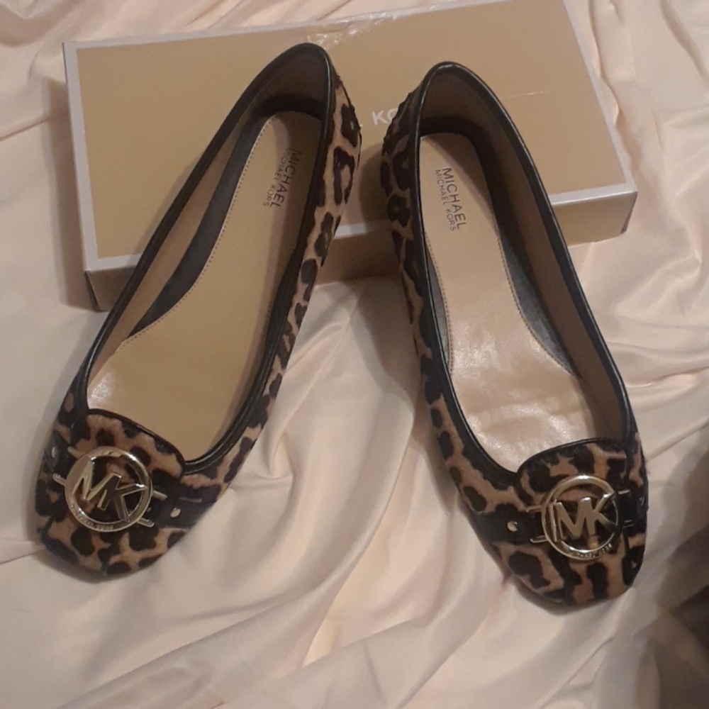 Michael kors flats